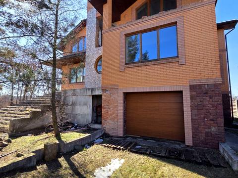 будинок за адресою Центральна вул.