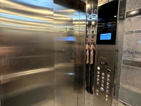 квартира по адресу Высочана ул., 18 к13