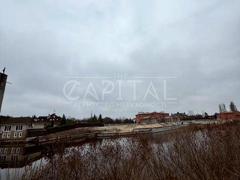 участок по адресу Старокиївська, 10