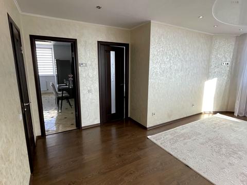 квартира за адресою Тролейбусна вул., 11-Б