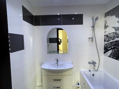 квартира за адресою Тролейбусна вул., 11-Б