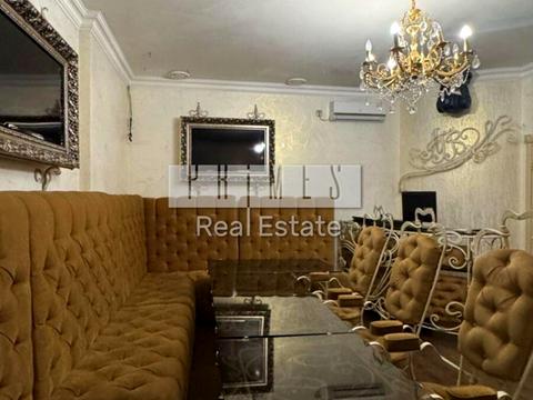 комерційна за адресою Вишгородська вул., 4