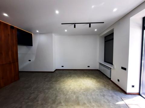 комерційна за адресою Шевченка вул., 12