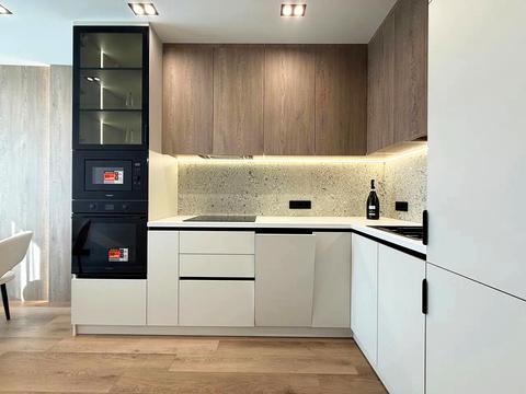 квартира за адресою Романа Левицького вул., 4