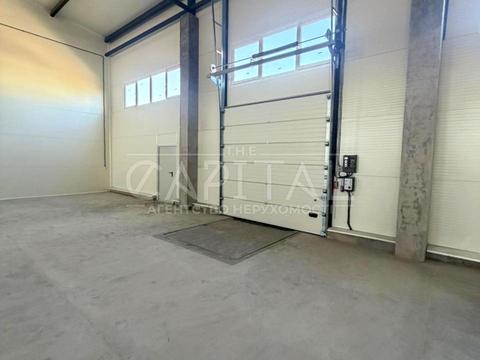 комерційна за адресою Польова вул., 76