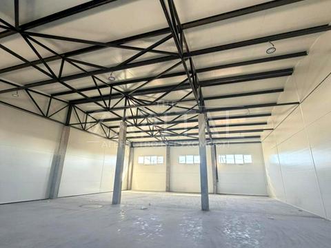 комерційна за адресою Польова вул., 76