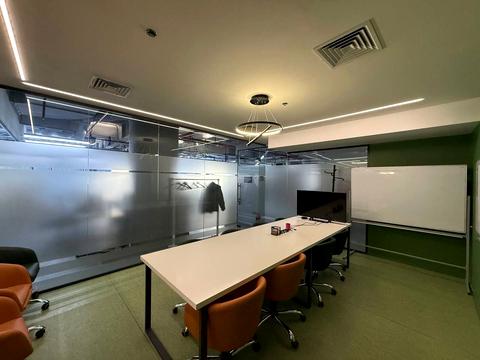 комерційна за адресою Мечникова вул. (Кловський), 2