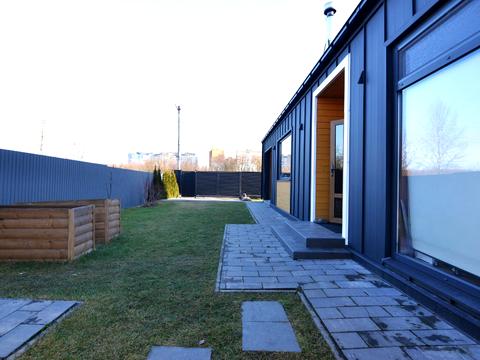 будинок за адресою Володимира Івасюка вул.