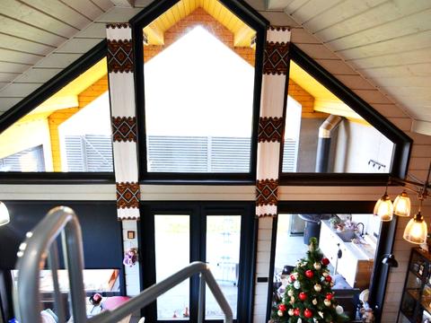 будинок за адресою Володимира Івасюка вул.