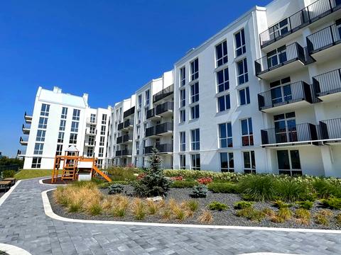 квартира по адресу Червоної Калини ул., 8