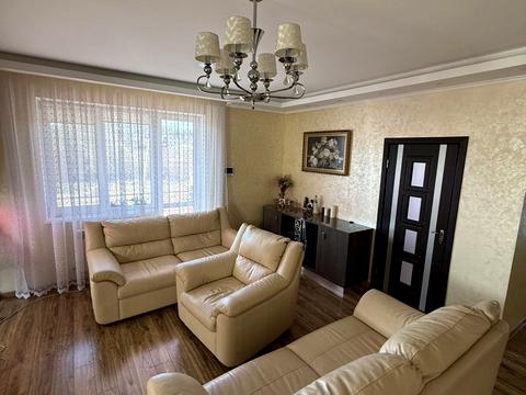 будинок за адресою Хмельницького, 1