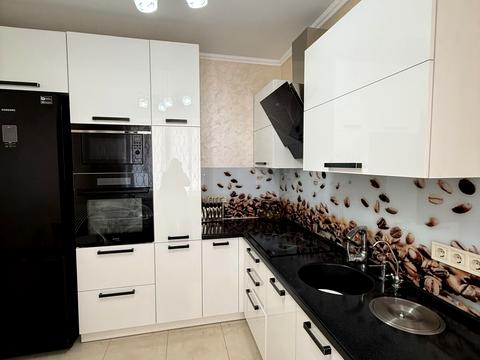 будинок за адресою Хмельницького, 1