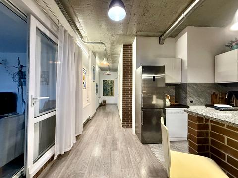 квартира по адресу Жилянская ул., 118