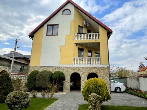 будинок за адресою Загородня вул.