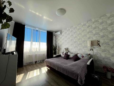 квартира за адресою Захисників України вул. (1-го Травня), 42