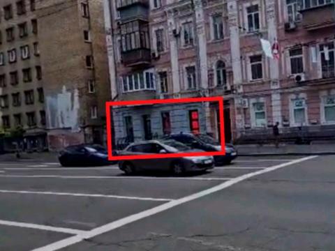 комерційна за адресою Саксаганського вул., 51/87