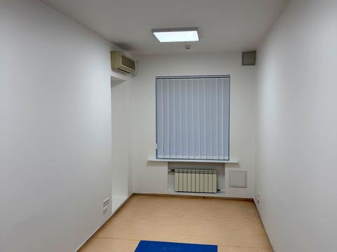 комерційна за адресою Ігорівська вул., 1/8