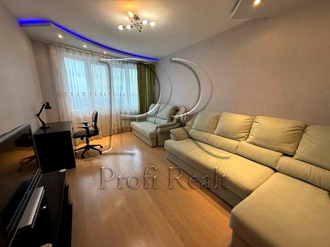 квартира за адресою Верховинна вул., 37