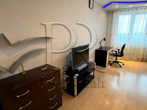 квартира за адресою Верховинна вул., 37