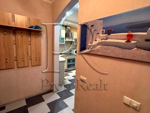 квартира за адресою Верховинна вул., 37