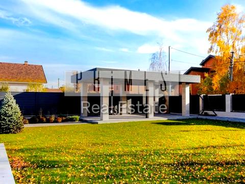 будинок за адресою Вишнева, 44