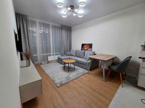 квартира за адресою Генерала Грекова вул., 4