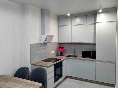 квартира за адресою Генерала Грекова вул., 4