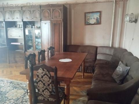 будинок за адресою Шкільна вул., 9