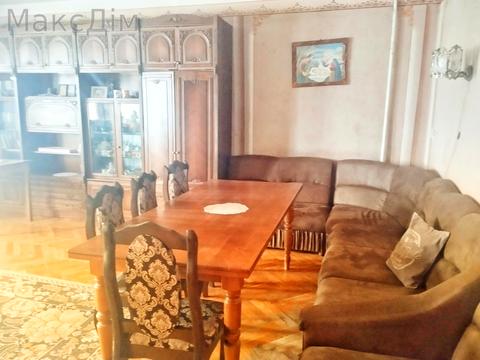 будинок за адресою Шкільна вул., 9