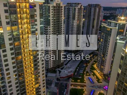 паркоместо по адресу Андрея Верхогляда ул. (Михайла Драгомирова), 12