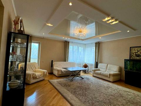 квартира за адресою Олени Кульчицької вул., 16г