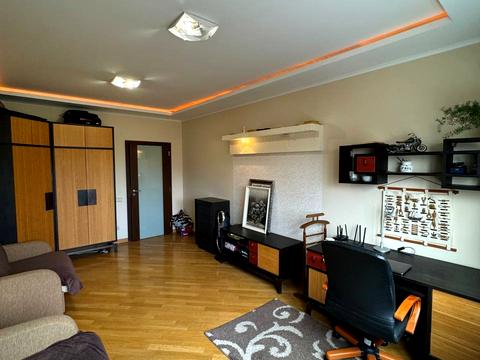квартира за адресою Олени Кульчицької вул., 16г