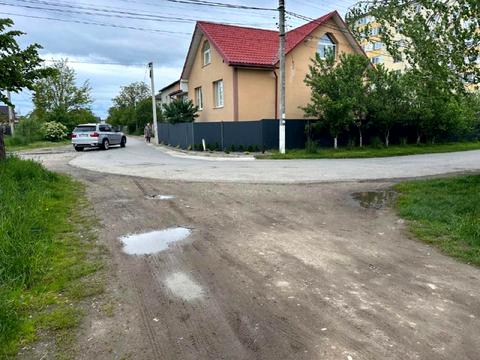 ділянка за адресою с. Крихівці, Крайна вул.