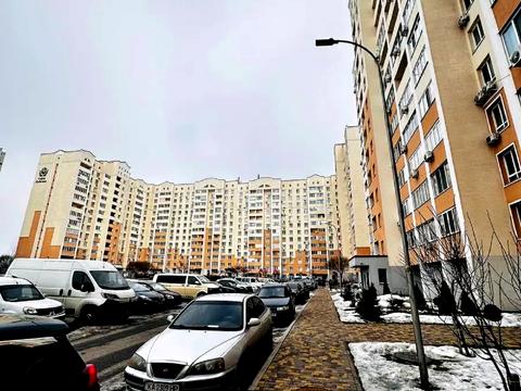 комерційна за адресою Чубинського вул., 8-Б