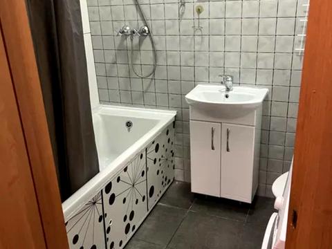 квартира за адресою Соборна вул., 103/3