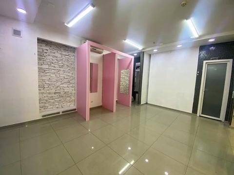 комерційна за адресою Князя Острозького вул., 2