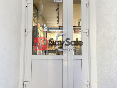 комерційна за адресою Київ, Якуба Коласа вул., 2