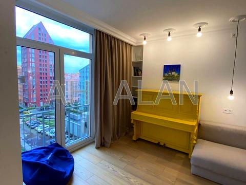 квартира за адресою Регенераторна вул., 4 к14