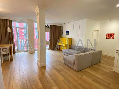 квартира за адресою Регенераторна вул., 4 к14