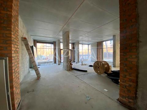 комерційна за адресою Князя Романа Мстиславича вул. (Генерала Жмаченка), 26