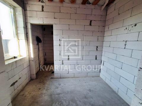 дом по адресу Евгения Плужника ул., 12