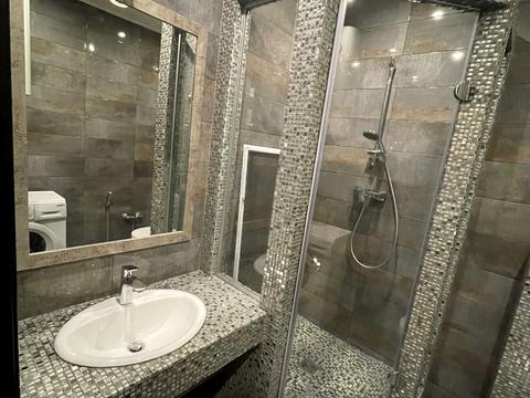 квартира за адресою Будівельників вул., 14