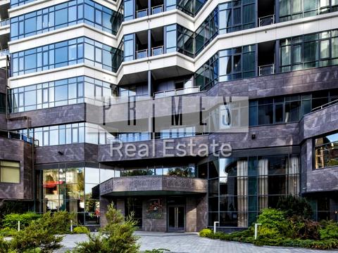 комерційна за адресою Болсуновська вул. (Сергія Струтинського), 2