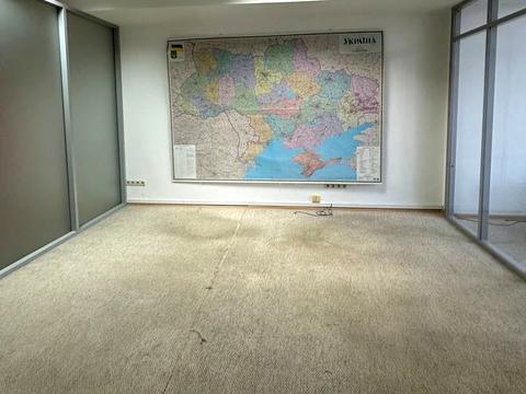 комерційна за адресою Київ, Антоновича вул. (Горького), 172