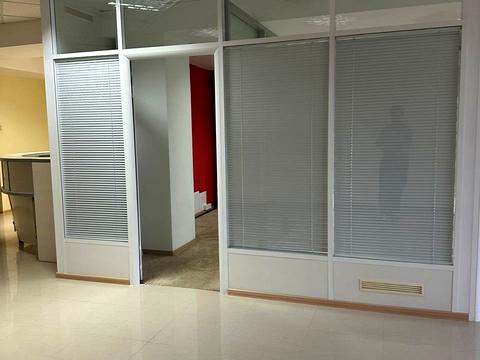 комерційна за адресою Київ, Антоновича вул. (Горького), 172