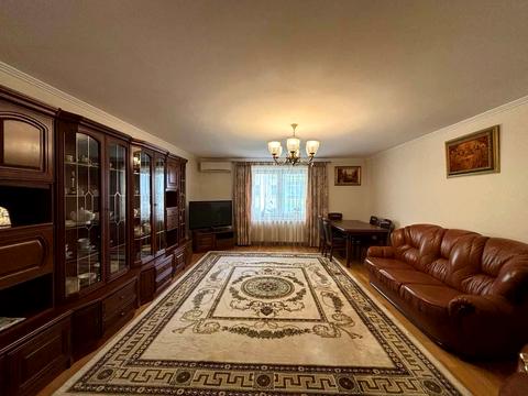 квартира за адресою Джохара Дудаєва вул., 5