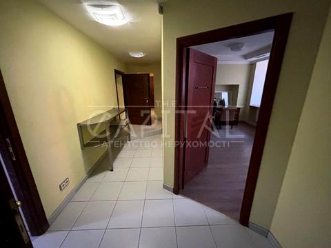 комерційна за адресою Київ, Гоголівська вул., 49