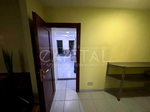 комерційна за адресою Київ, Гоголівська вул., 49