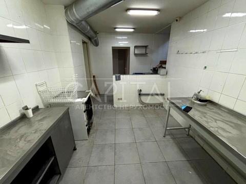 комерційна за адресою Київ, Гоголівська вул., 49