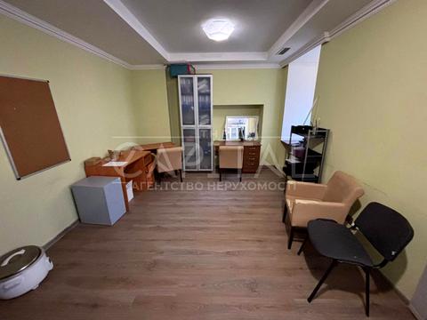 комерційна за адресою Київ, Гоголівська вул., 49